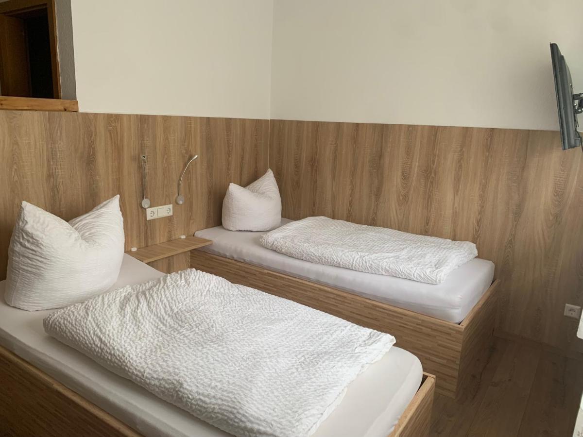 Hotel Schweizerhof Boebingen an der Rems Bagian luar foto